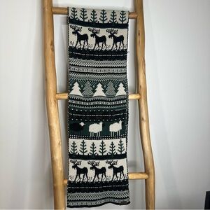 Woolrich Green Knit Scarf
